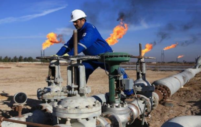 قانون النفط والغاز يواجه تحدي ضمان حقوق المحافظات الجنوبية المنتجة..ومطالب الاقليم