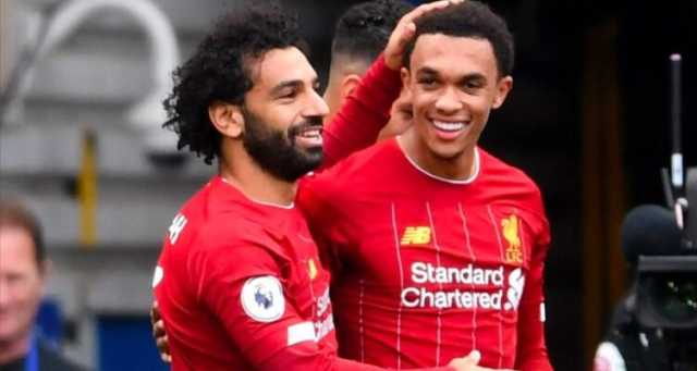 ألكساندر أرنولد يصف محمد صلاح بـ “الأسطورة والملهم”