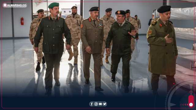 بالصور | المشير حفتر يجري زيارة إلى مقرّ التصنيع الحربي برئاسة أركان الوحدات الأمنية