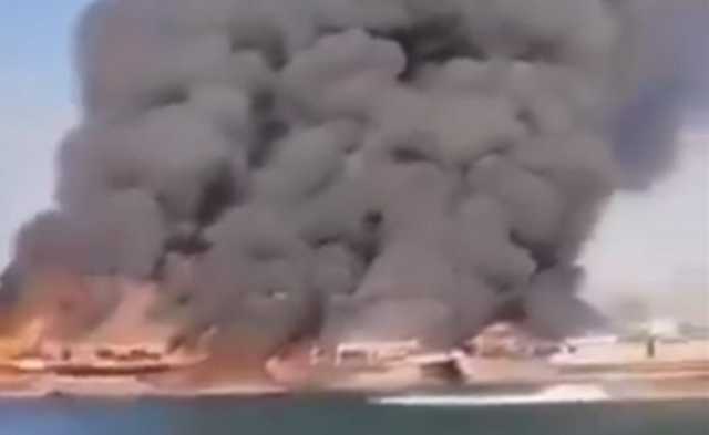 “معاريف”: احتراق 16 سفينة للحرس الثوري الإيراني إثر انفجار غامض
