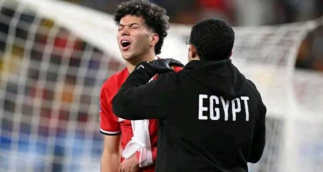 تعليق مثير لإمام عاشور بعد تعرضه لإصابة خطيرة مع منتخب مصر في لقاء نيوزيلندا