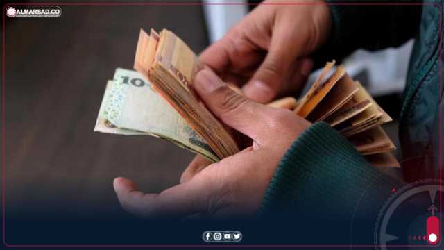 خبير اقتصادي: غياب الاستقرار السياسي يعيق تنويع الدخل ويثقل كاهل المواطن الليبي