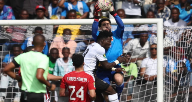 دوري أبطال إفريقيا.. الأهلي المصري يعود بتعادل ثمين من ملعب مازيمبي