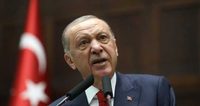 أردوغان: نعرف كيف نكسر الأيادي القذرة التي تطال علم تركيا