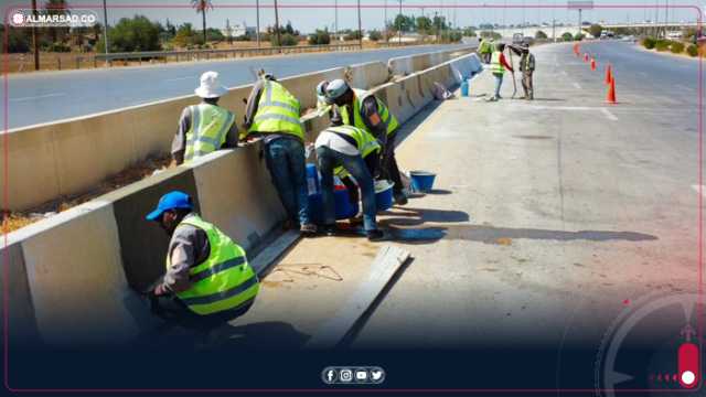 الخدمات العامة طرابلس: صيانة الحاجز الخرساني المتهالك بطريق المطار العالمي