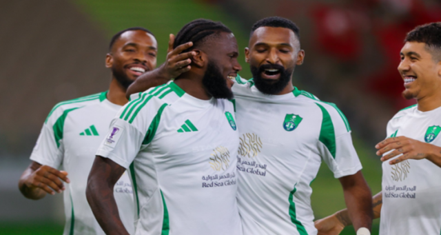 الأهلي السعودي يستهل مشواره في دوري أبطال آسيا للنخبة بفوز ثمين على برسيبوليس الإيراني