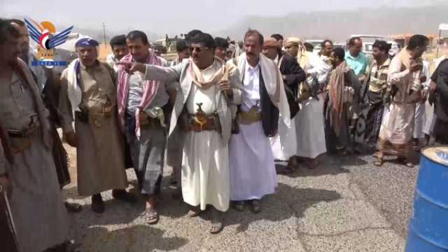 عودة ملف الطرقات من جديد.. الحوثيون يعلنون فتح طريق 'البيضاء الجوبة مدينة مأرب'