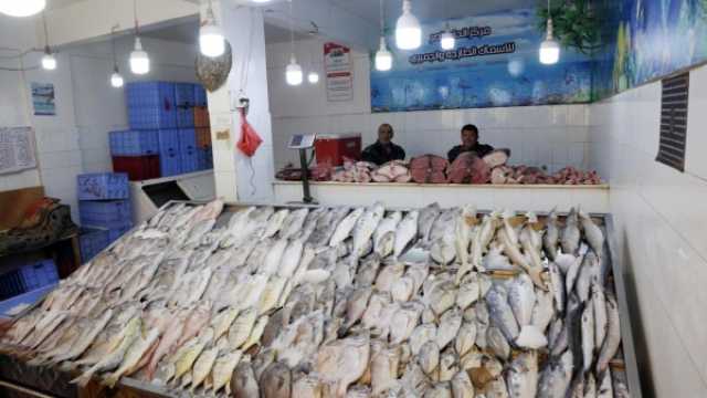 اليمن ينظم الصيد في أعالي البحار لمواجهة غلاء الأسماك