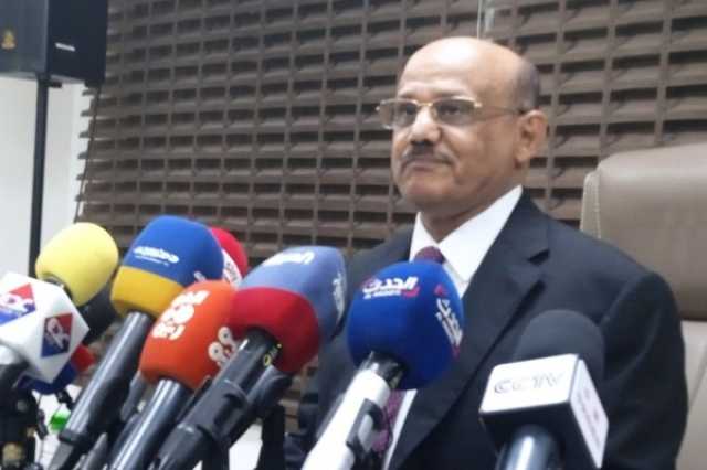 مصدر خاص يكشف حقيقة سفر 'المعبقي' للرياض عقب قراراته الأخيرة تجاه البنوك بمناطق الحوثيين
