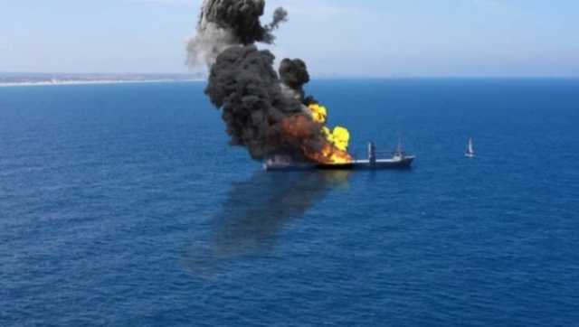 شركة نفطية بريطانية توقف جميع شحناتها عبر البحر الأحمر إلى أجل غير مسمى