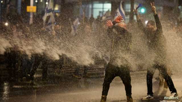 'الأعنف منذ 7 أكتوبر'.. اشتباكات بين متظاهرين والشرطة الإسرائيلية في تل أبيب