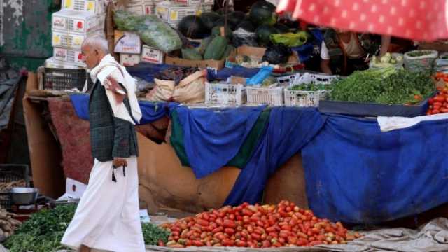 اليمن: الاستيراد من الأردن يخفض أسعار الطماطم