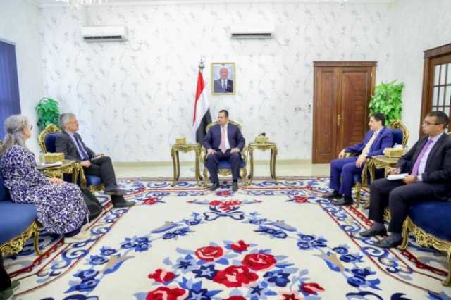 من قصر 'معاشيق'.. رئيس الوزراء: جماعة الحوثي أفشلت كل فرص السلام