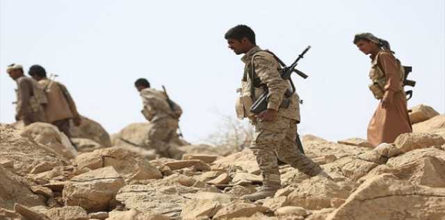 مقتل وإصابة خمسة من قوات الجيش في قصف حوثي بصعدة