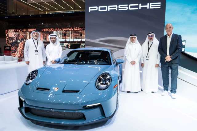 بورشـه تحـتفل بـ 75 عامـاً من الابتكار في معرض جنيف الدولي للسيارات في قطر بسيارة تجريبية فائقة جديدة