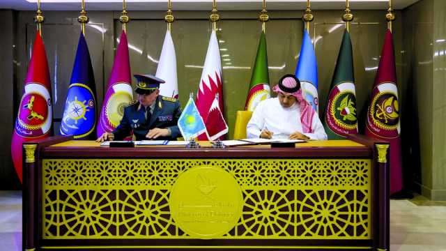 قطر وكازاخستان توقعان اتفاقية للتعاون العسكري
