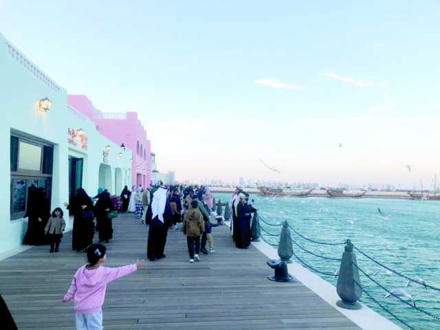 السعوديون يتصدرون المشهد في ميناء الدوحة القديم