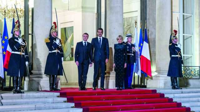 سموه يحضر مأدبة العشاء الرسمية للرئيس الفرنسي.. صاحب السمو: زيادة استثمارات قطر في فرنسا إلى 10 مليارات يورو