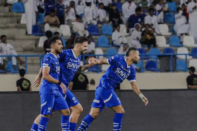 شاهد| الهلال يقسو على الأخدود بثلاثية