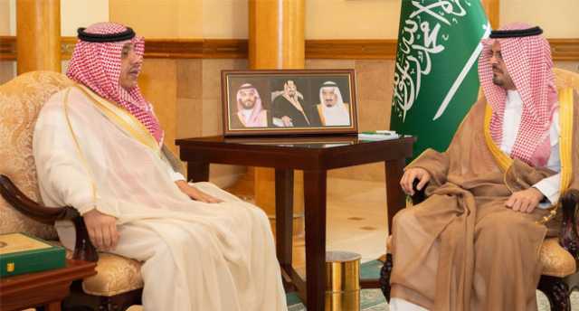 استقبل مسؤولين وقنصل موريتانيا.. نائب أمير مكة يطلع على جهود الجهات الحكومية