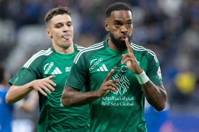 شاهد| الأهلي يتغلب على الهلال في كلاسيكو مثير