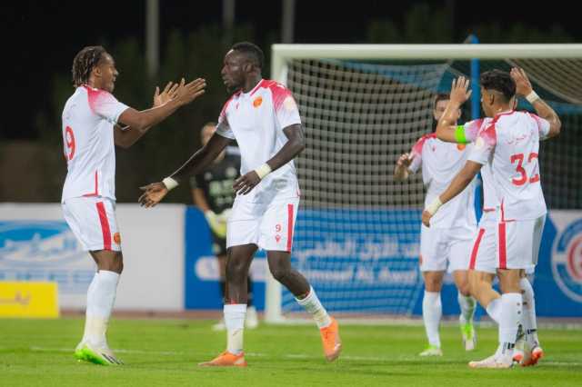 القادسية يتصدر دوري يلو.. والعربي يتعثر.. والجبلين يعود