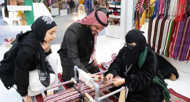 فن حرفي تقليدي إبداعي.. حياكة السدو.. موروث شعبي ثقافي