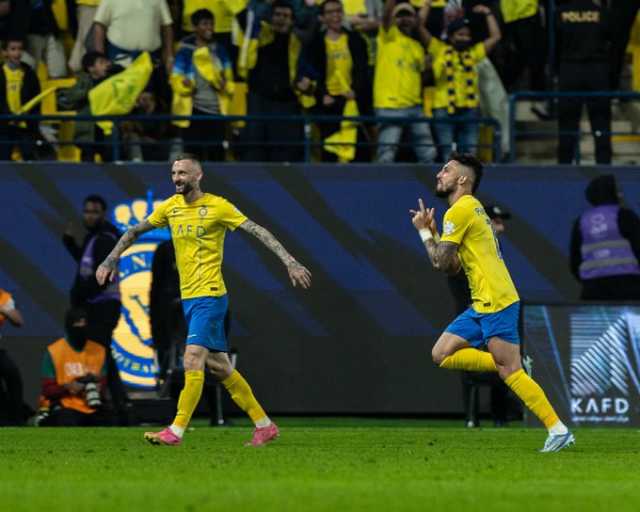 النصر يعبر الاتفاق بثلاثية