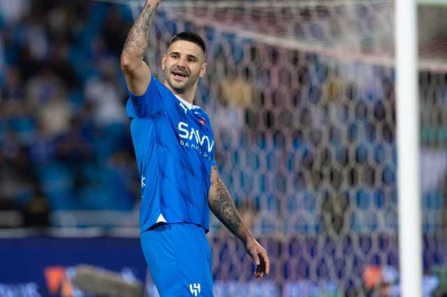 الهلال يقسو على التعاون بثلاثية ويتأهل لنصف نهائي كأس الملك