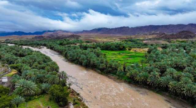 فرص لهطول أمطار متفرقة على بعض المناطق بالسلطنة