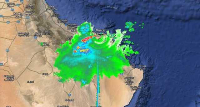 بالفيديو.. استمرار هطول الأمطار على المحافظات و'الأرصاد' تنوه