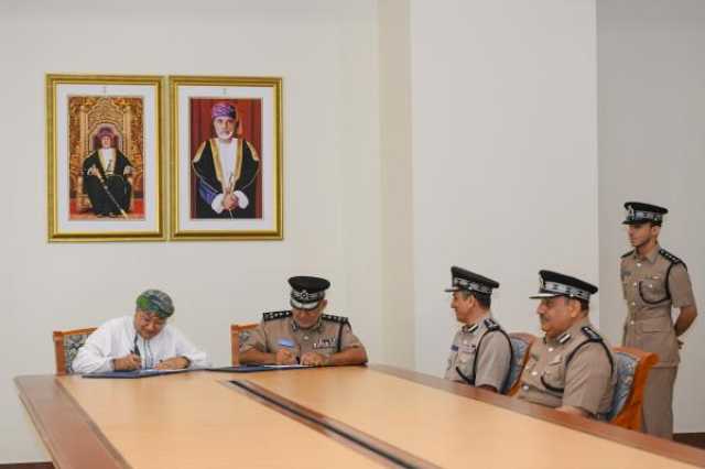 ربط إلكتروني بين شرطة عمان السلطانية ووكالات بيع المركبات الجديدة