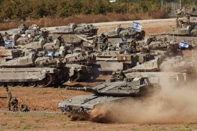 الجيش الإسرائيلي يكثف القصف بأنحاء قطاع غزة وسط احتدام القتال