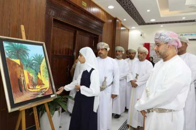 تكريم 274 من المجيدين بمناسبة 'يوم المعلم العماني' في الداخلية
