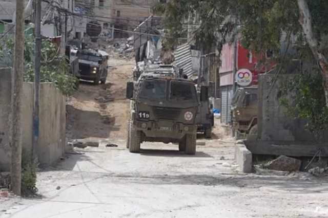 قوات الاحتلال تستهدف 11 منزلا ومدرسة تابعة للأونروا