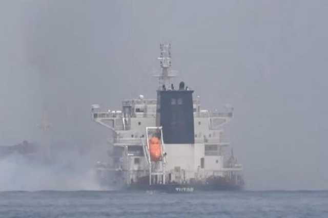 استهداف يمني على 4 سفن في البحرين الأحمر والمتوسط