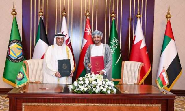 سلطنة عُمان توقع اتفاقية مع مجلس التعاون لتعزيز التعليم والترجمة
