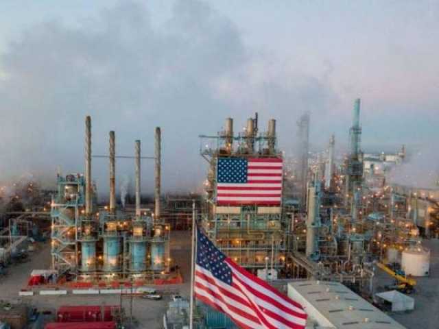 النفط ينتعش مع انخفاض المخزونات الأمريكية