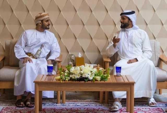 السيد ذي يزن يلتقي بممثل ملك البحرين للأعمال الإنسانية وشؤون الشباب