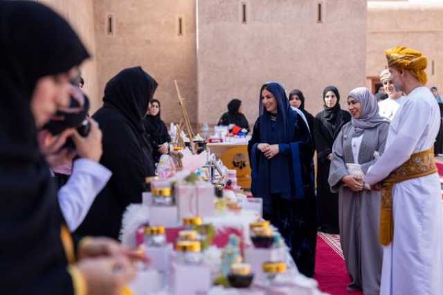 بالصور.. السيدة الجليلة تزور محافظة البريمي