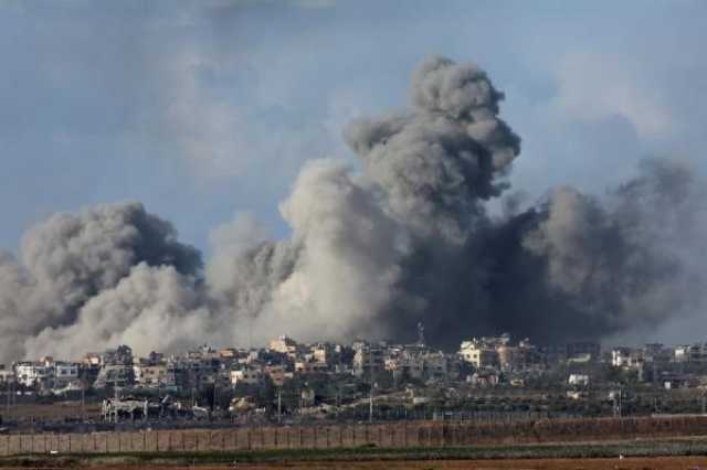 قصف مكثف واشتباكات في قطاع غزة