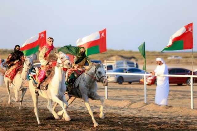 تكريم الفائزين في ختام فعاليات 'عرضة الخيل' بشناص