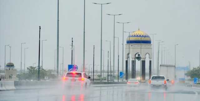 بالفيديو.. أمطار الخير مستمرة على معظم المناطق بالسلطنة