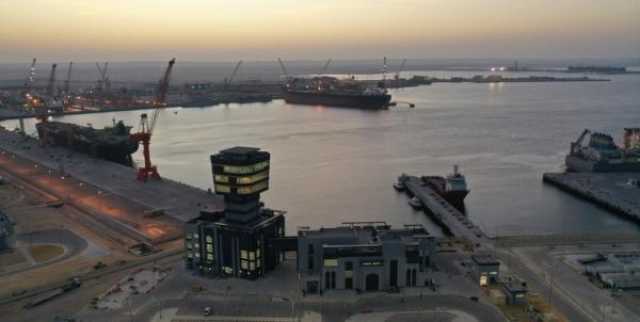 ميناء الدقم يجذب مُستثمرين جُددا في قطاعات الهيدروجين والحديد الأخضر