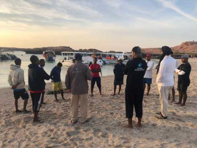 مناقشة القضايا البيئية بمحمية جزر الديمانيات مع قَباطِنة الشركات السياحية