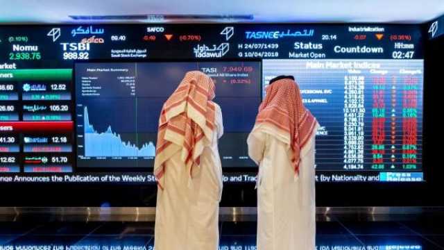 أداء متباين لبورصات الخليج بعد تراجع أسعار النفط وتصاعد التوتر بالمنطقة