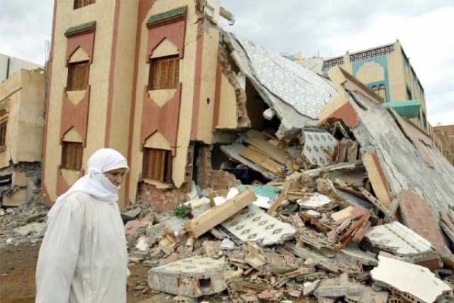 يشعرون أن منازلهم لم تعد آمنة.. عائلات في مراكش تقضي ليلة ثانية في العراء بعد الزلزال المدمر