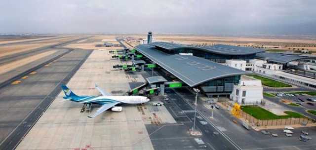 مطار صلالة يدشن بنجاح أول رحلة تجريبية للشحن البحري الجوي