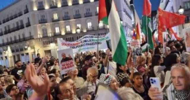بالفيديو.. غضب عارم في أوساط الإسبان بسبب الدعم الأوروبي لإسرائيل