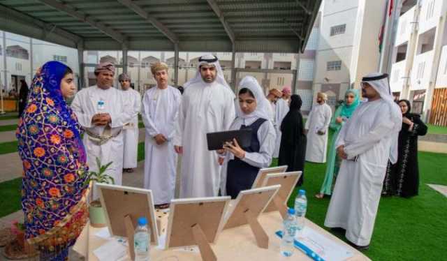 وفد تربوي إماراتي يطلع على تجربة سلطنة عُمان في التعليم